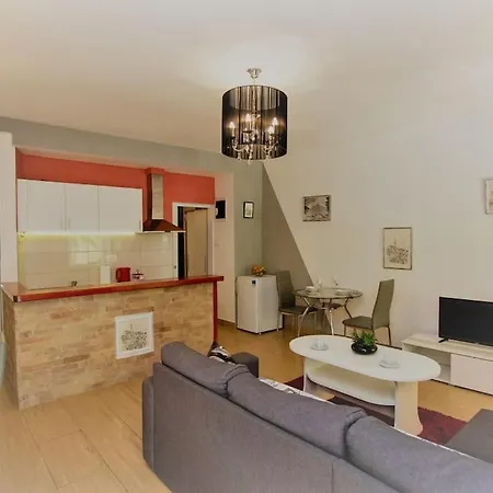 Apartman Den,rovinj Oaza U Centru Grada I Besplatnim Parkingom *