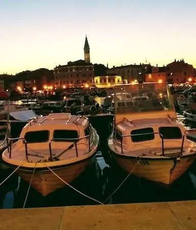 Appartement Apartman Den,rovinj Oaza U Centru Grada I Besplatnim Parkingom *