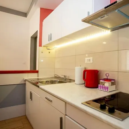 Apartman Den,rovinj Oaza U Centru Grada I Besplatnim Parkingom *